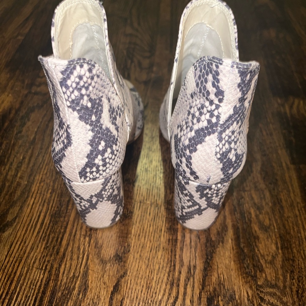 Steve Madden Booties - Picture 4 of 5